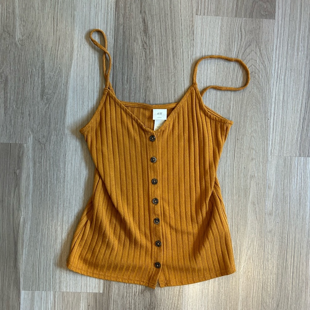 ribbed button tank